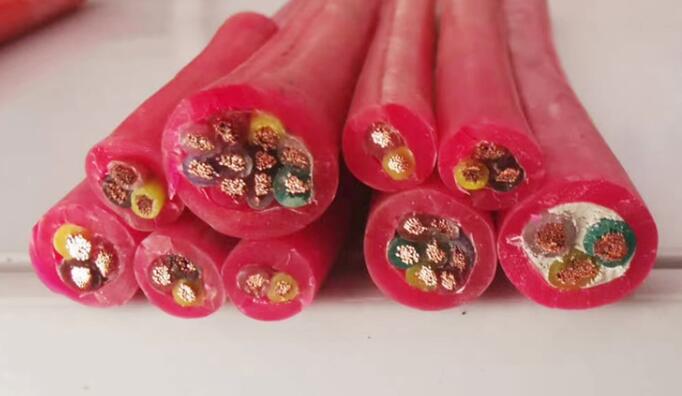 ����max(�й���)���޹�˾����